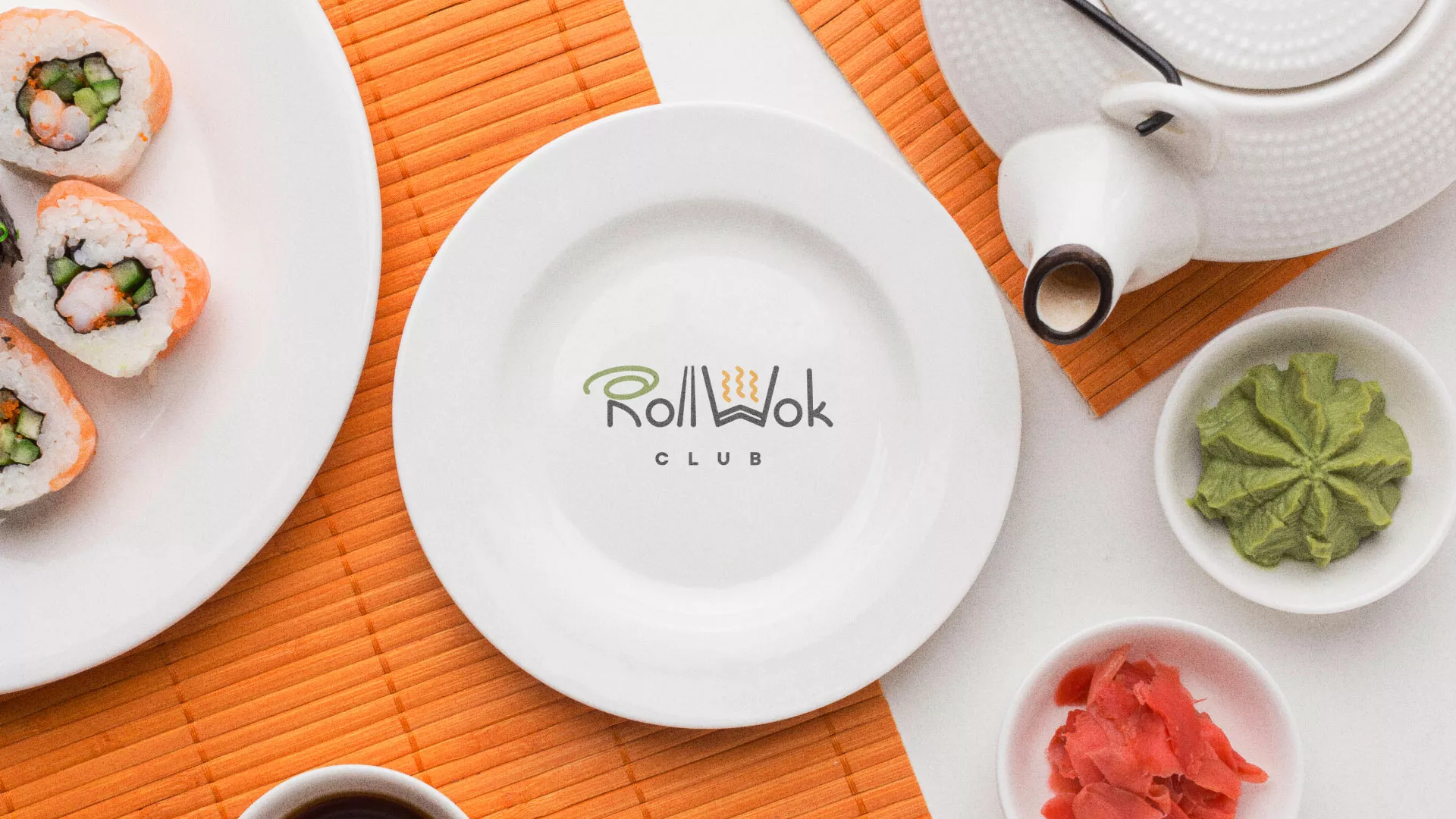 Разработка логотипа и фирменного стиля в Пересвете для суши-бара «Roll Wok Club» Разработка логотипа и фирменного стиля в Пересвете для суши-бара «Roll Wok Club»